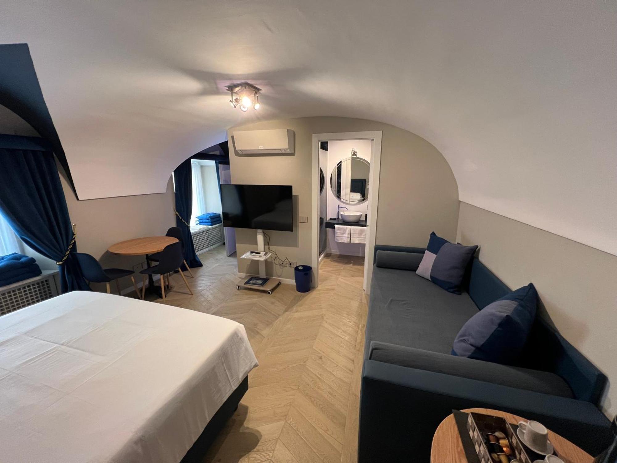 Rome Luxury Blue Suites- Love エクステリア 写真