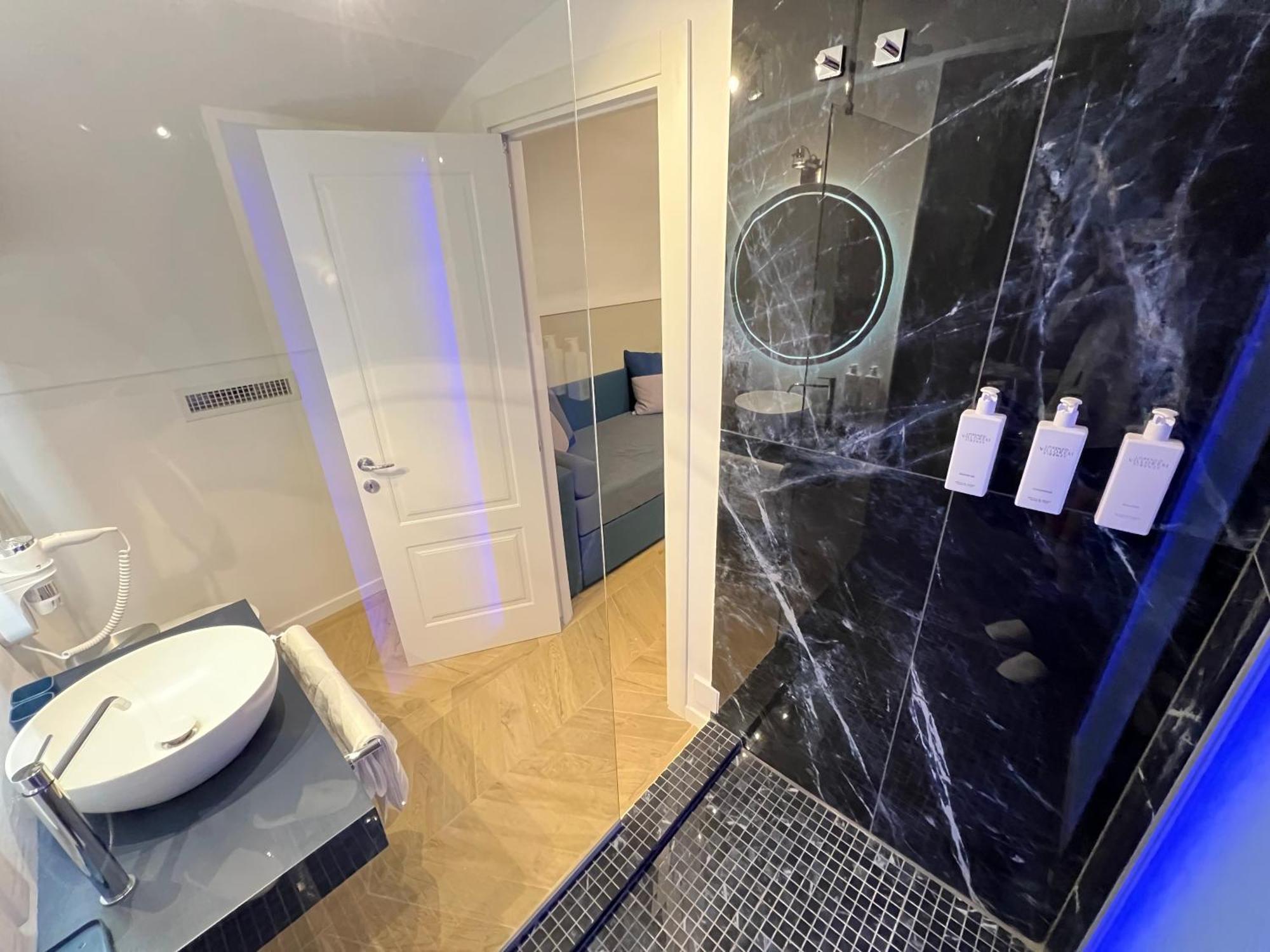 Rome Luxury Blue Suites- Love エクステリア 写真